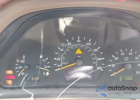 2001 Mercedes-Benz E 320 from USA, damaged, VIN WDBJF65J31B236136